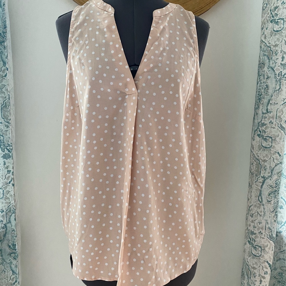 A New Day tan/white polka dot sleeveless tank